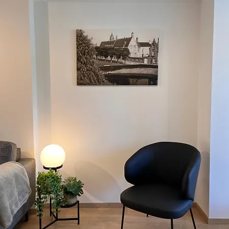 Huyze Ter Vaete * Lo-Reninge